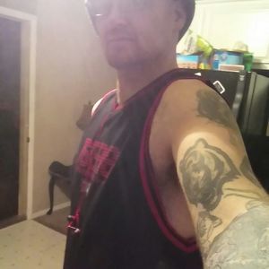 Meet your Posher, Adam